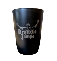 Becher Deutsche Jungs schwarz 0,5l